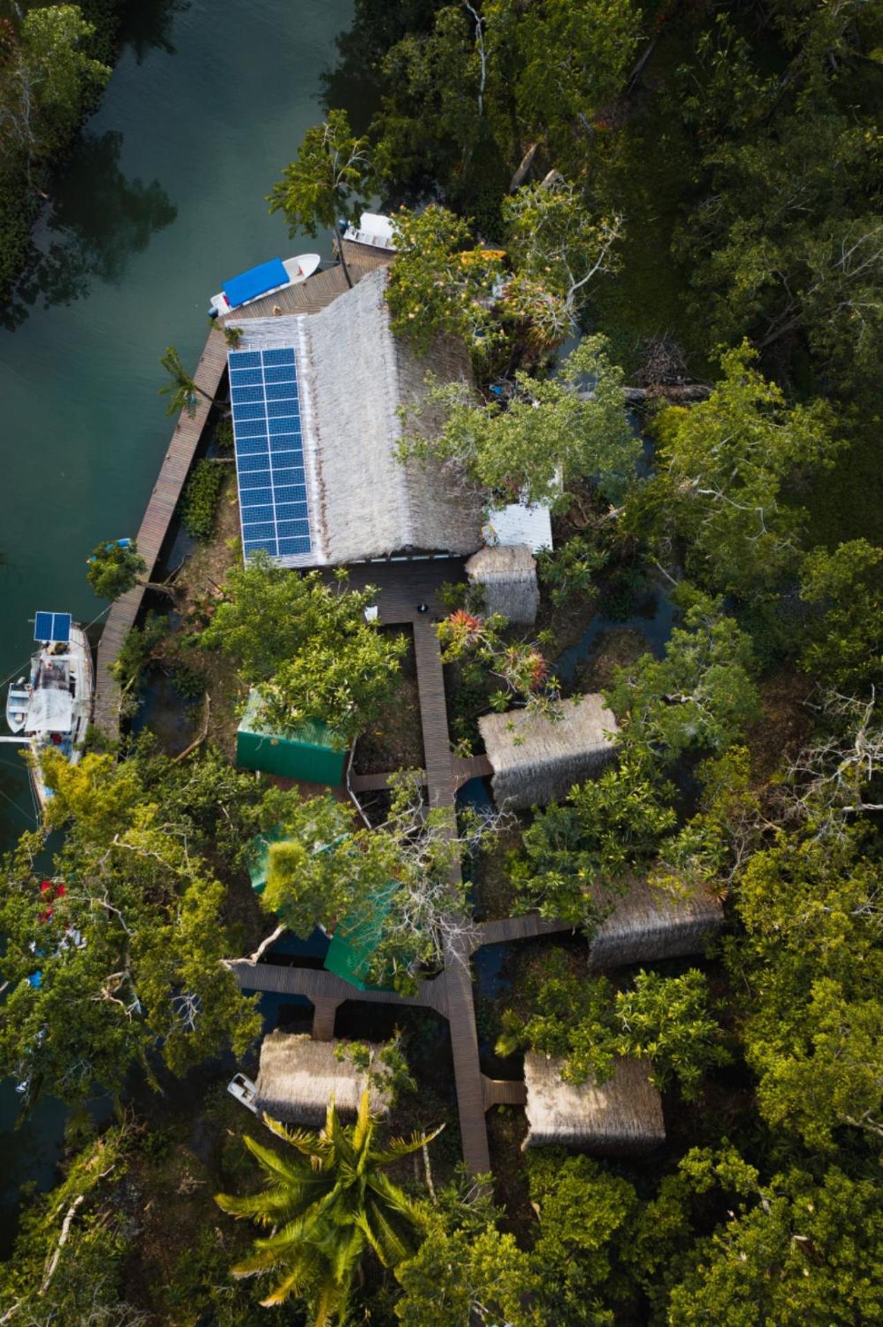 Boatique Hotel&Marina Rio Dulce Town Extérieur photo